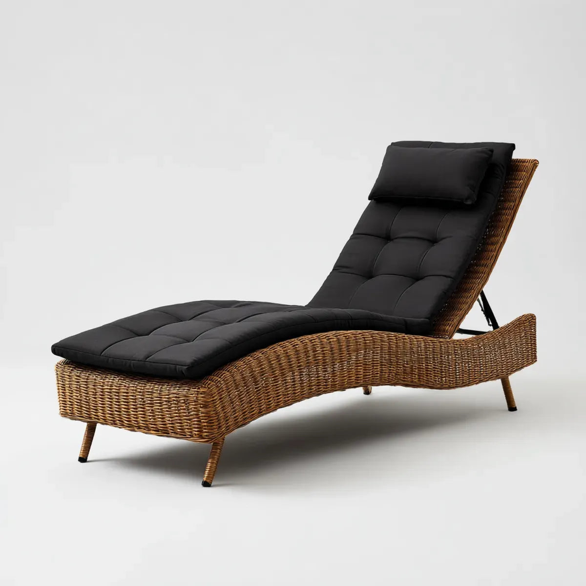 Bain de soleil inclinable en résine tressée marron avec coussin noir 198 x 68 x 30 cm